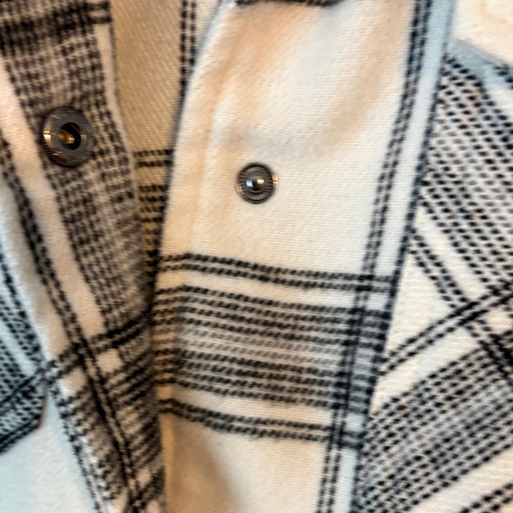 HFX Women’s XL Heavy Flannel Plaid Button-Up Shirt Shacket Black & Off White - Picture 4 of 9
